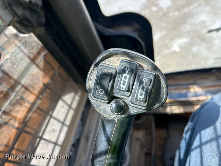 image for item YA0400 2016 Case TR340 tracked skid steer loader