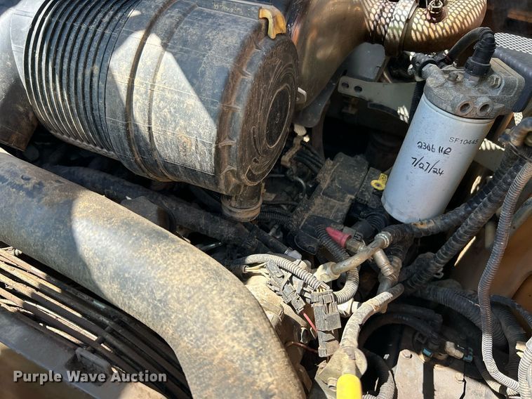 image for item YA0400 2016 Case TR340 tracked skid steer loader