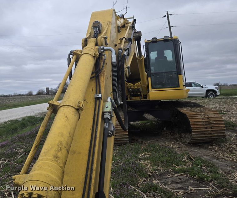 image for item YA0445 2024 Komatsu PC238USLC-11 excavator