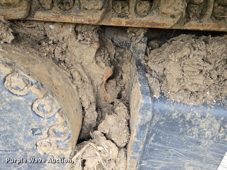 image for item YA0445 2024 Komatsu PC238USLC-11 excavator