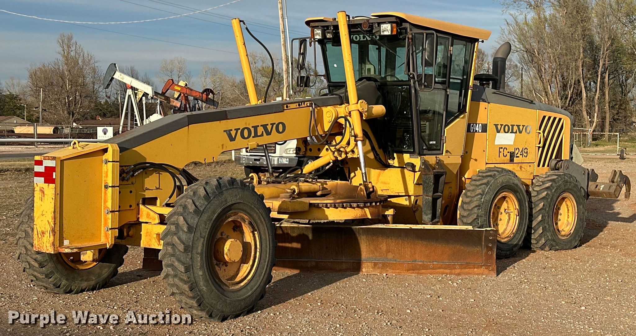 2007 Volvo G940 motor grader in Hennessey, OK | Item EK0561