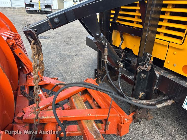 image for item DH9895 1999 International 4900 dump truck