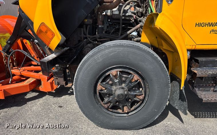 image for item DH9895 1999 International 4900 dump truck