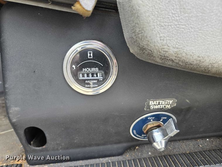 image for item DI6283 2001 Ford E350 ambulance