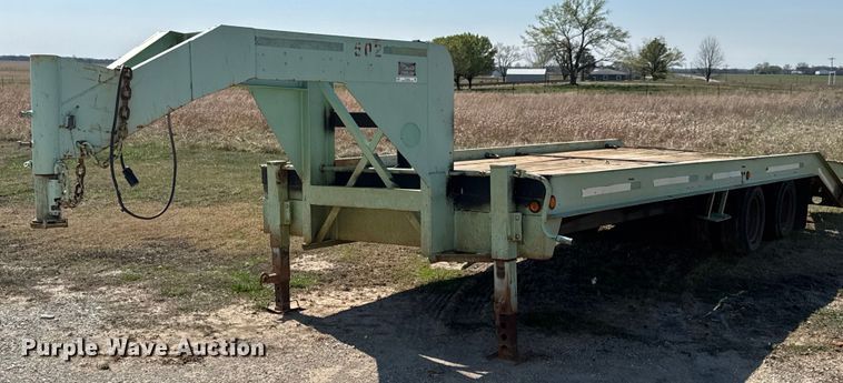 image for item DO0692 1996 Belshe T24-2EGN equipment trailer