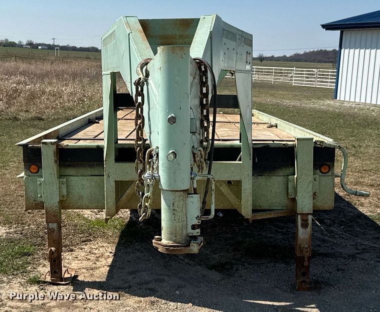 image for item DO0692 1996 Belshe T24-2EGN equipment trailer