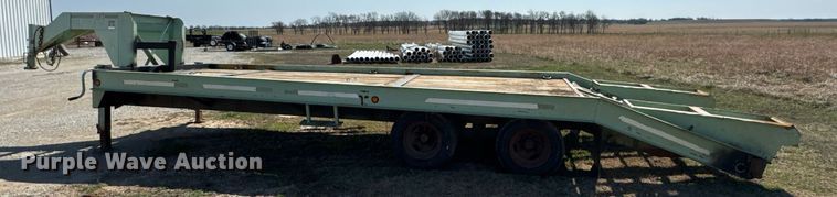 image for item DO0692 1996 Belshe T24-2EGN equipment trailer