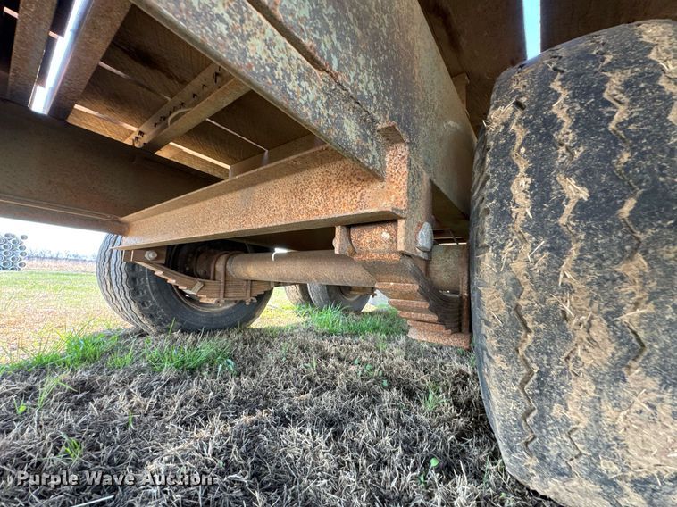 image for item DO0692 1996 Belshe T24-2EGN equipment trailer