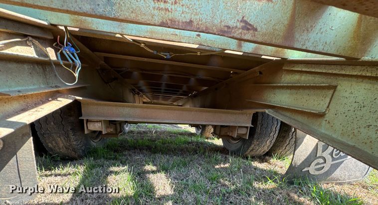image for item DO0692 1996 Belshe T24-2EGN equipment trailer