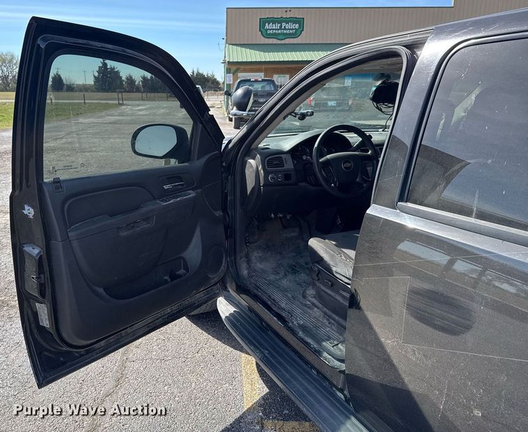 image for item DO0701 2013 Chevrolet Tahoe Police SUV