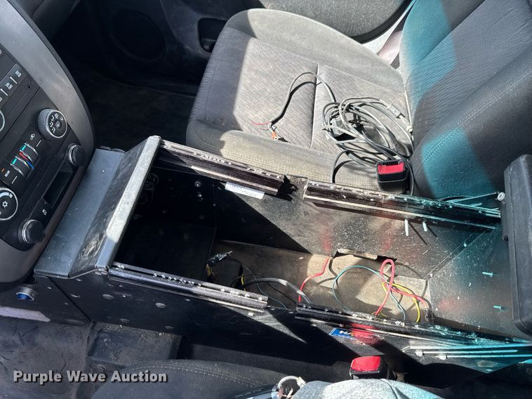 image for item DO0701 2013 Chevrolet Tahoe Police SUV