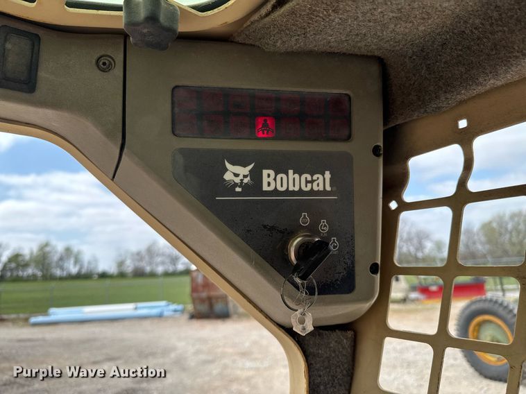 image for item DO0753 2005 Bobcat S150 skid steer loader