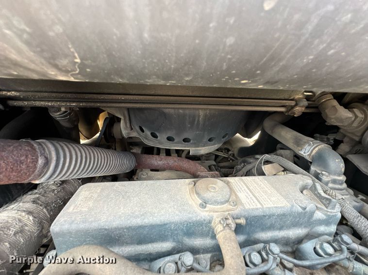 image for item DO0753 2005 Bobcat S150 skid steer loader