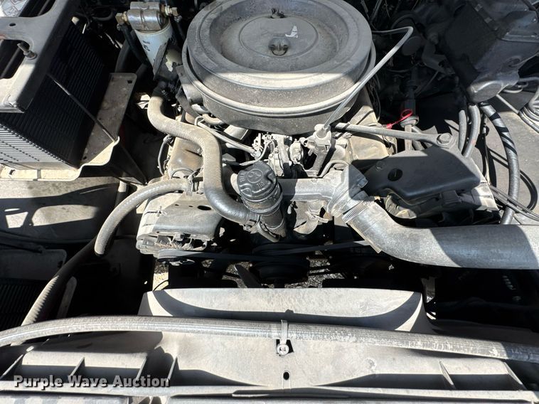 image for item DO0756 1985 Chevrolet D30 pickup truck