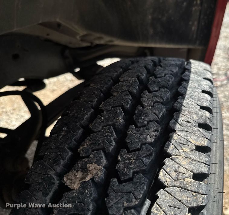 image for item DO0756 1985 Chevrolet D30 pickup truck