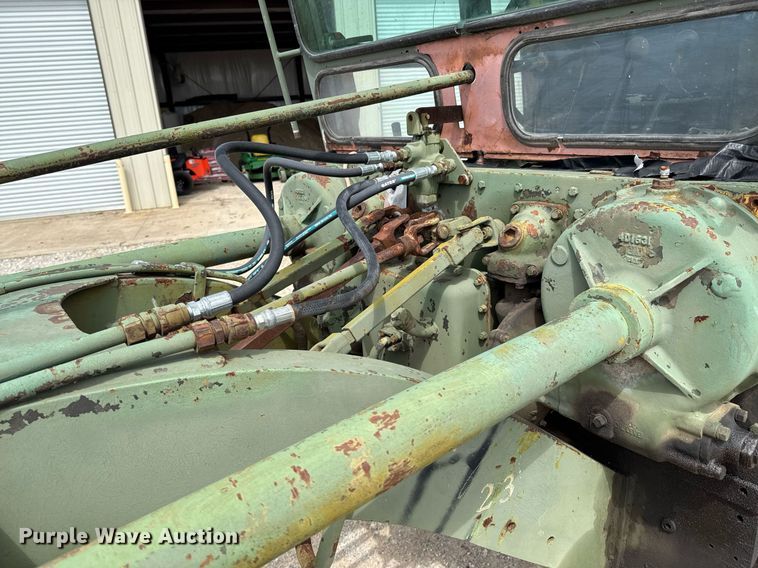 image for item DO0757 1962 Caterpillar 12E rigid frame motor grader