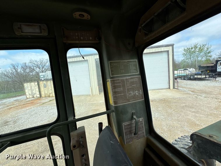 image for item DO0757 1962 Caterpillar 12E rigid frame motor grader