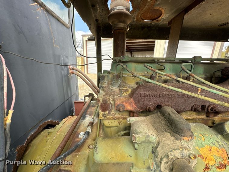 image for item DO0757 1962 Caterpillar 12E rigid frame motor grader