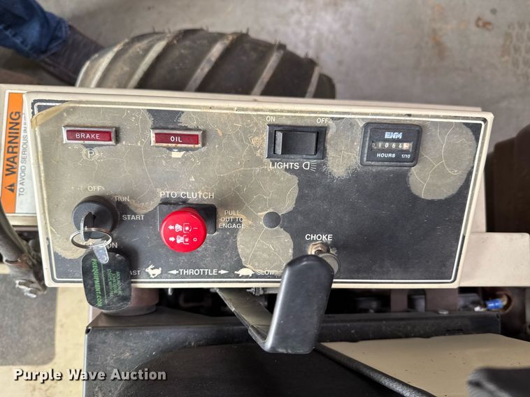 image for item DO0760 2002 Grasshopper 720K ZTR lawn mower