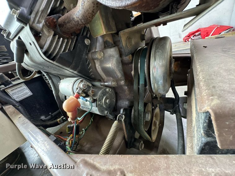 image for item DO0760 2002 Grasshopper 720K ZTR lawn mower