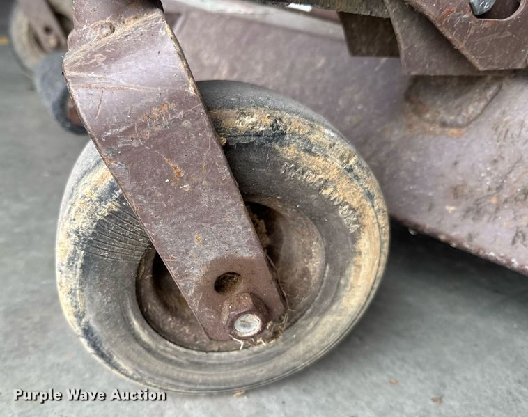 image for item DO0760 2002 Grasshopper 720K ZTR lawn mower