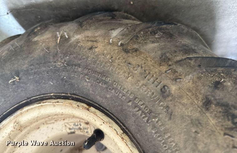 image for item DO0760 2002 Grasshopper 720K ZTR lawn mower