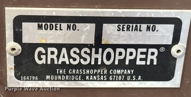 image for item DO0760 2002 Grasshopper 720K ZTR lawn mower