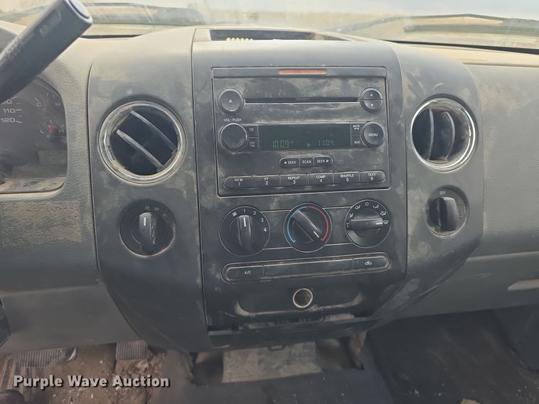 image for item DO7804 2006 Ford F150 SuperCrew pickup truck