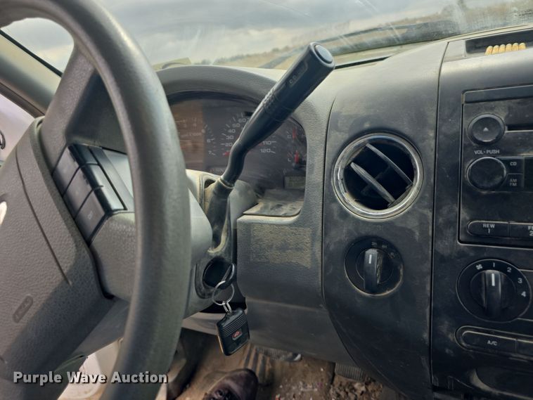 image for item DO7804 2006 Ford F150 SuperCrew pickup truck