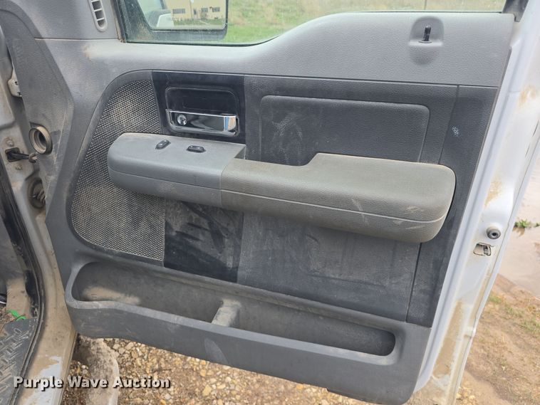 image for item DO7804 2006 Ford F150 SuperCrew pickup truck