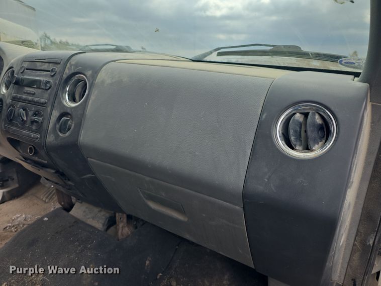 image for item DO7804 2006 Ford F150 SuperCrew pickup truck