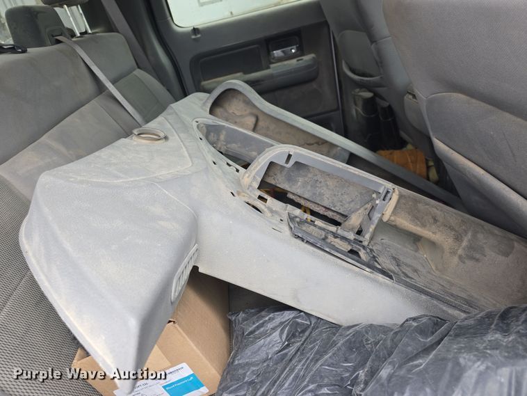 image for item DO7804 2006 Ford F150 SuperCrew pickup truck