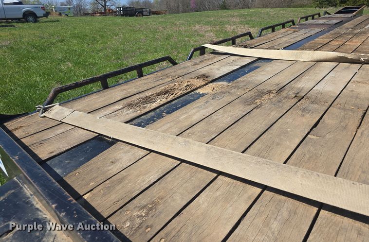 image for item DO7836 2013 Felling FT402LP equipment trailer