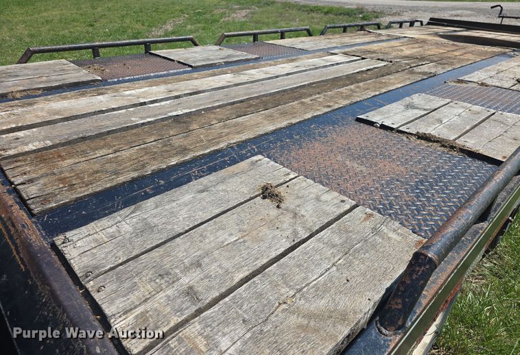 image for item DO7836 2013 Felling FT402LP equipment trailer