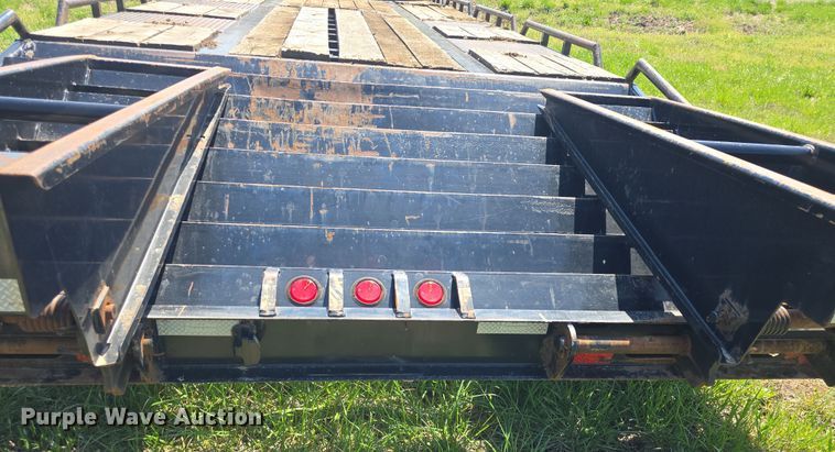 image for item DO7836 2013 Felling FT402LP equipment trailer