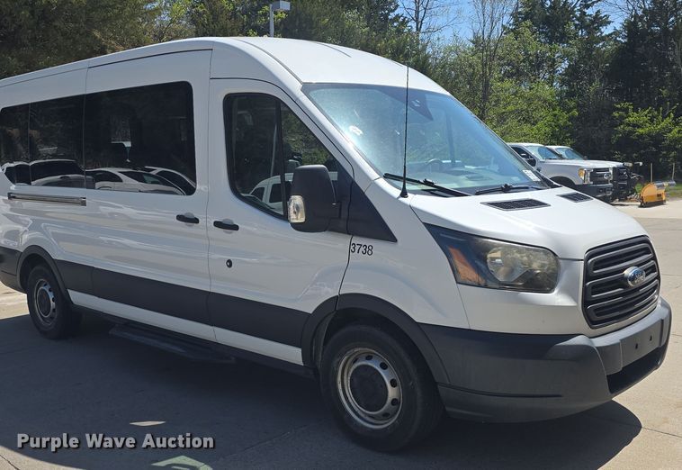 image for item DO7837 2017 Ford Transit 350 van