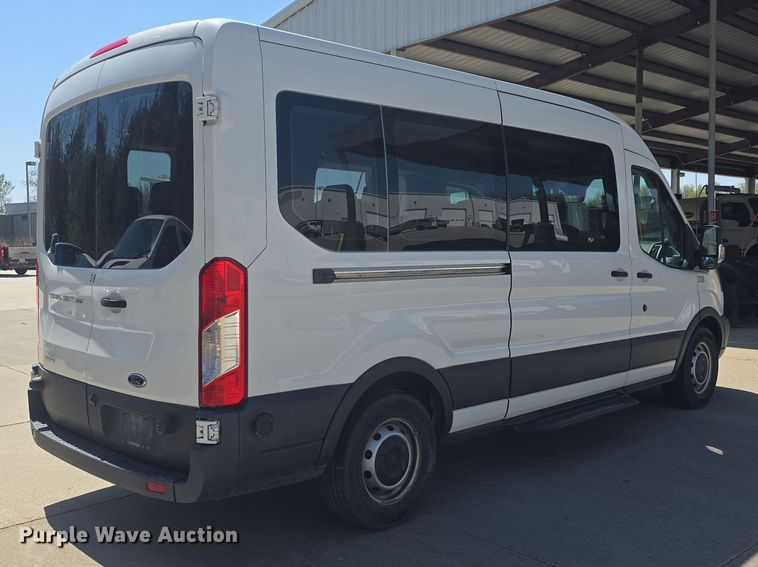 image for item DO7837 2017 Ford Transit 350 van