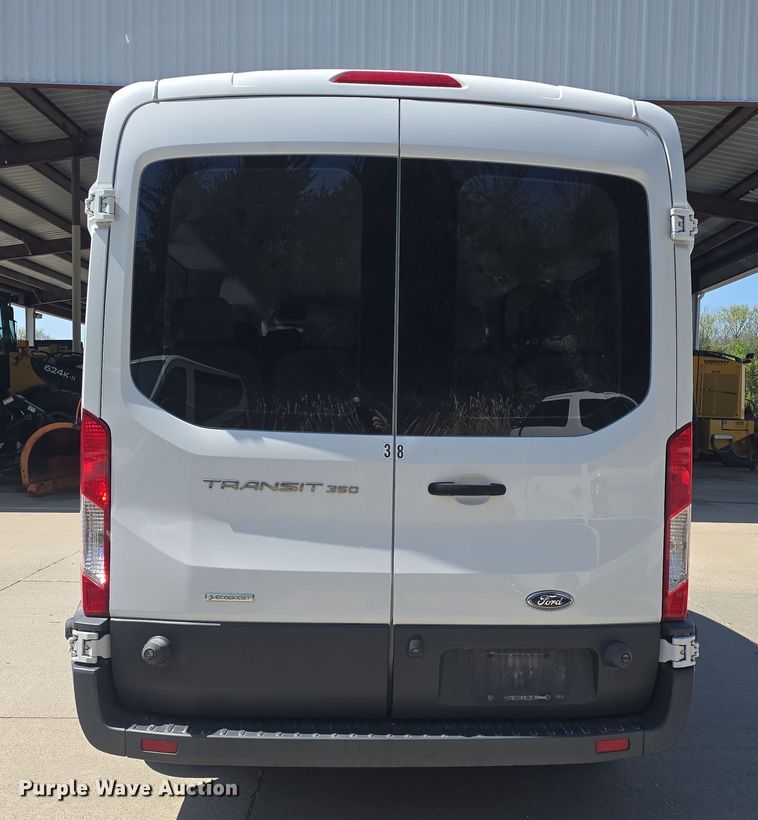 image for item DO7837 2017 Ford Transit 350 van