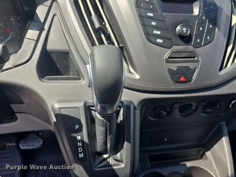 image for item DO7837 2017 Ford Transit 350 van