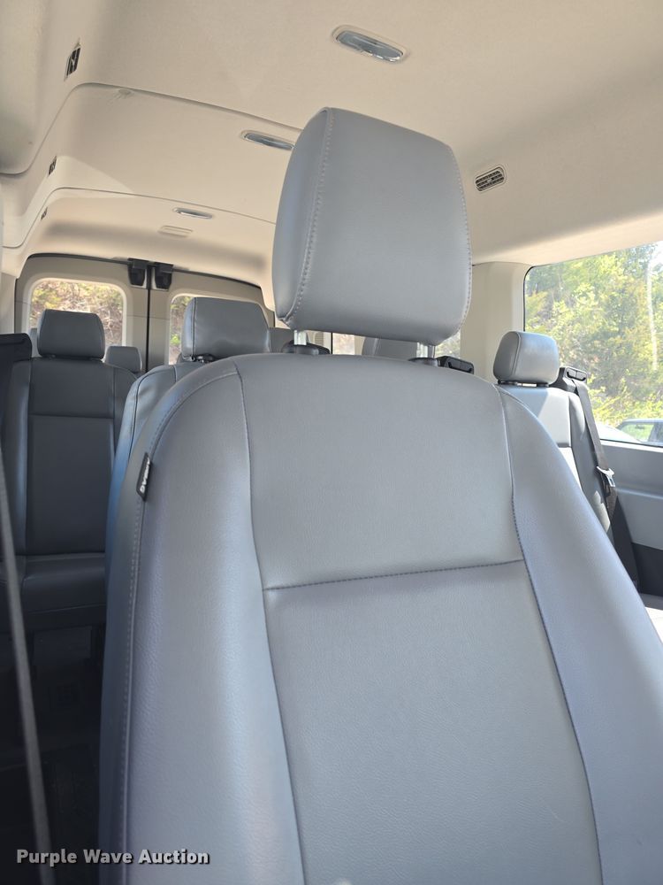 image for item DO7837 2017 Ford Transit 350 van