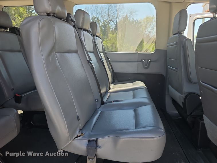 image for item DO7837 2017 Ford Transit 350 van