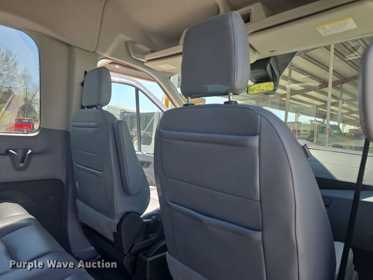 image for item DO7837 2017 Ford Transit 350 van