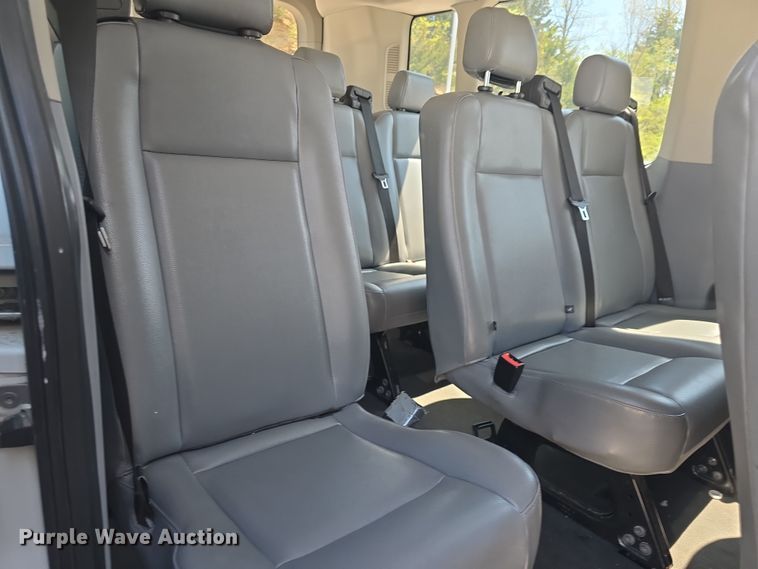 image for item DO7837 2017 Ford Transit 350 van