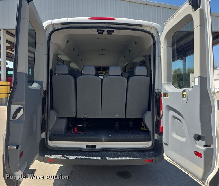 image for item DO7837 2017 Ford Transit 350 van