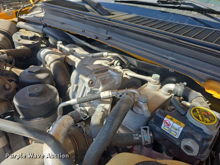 image for item DO7840 2010 Ford F450 Super Duty XL flatbed truck