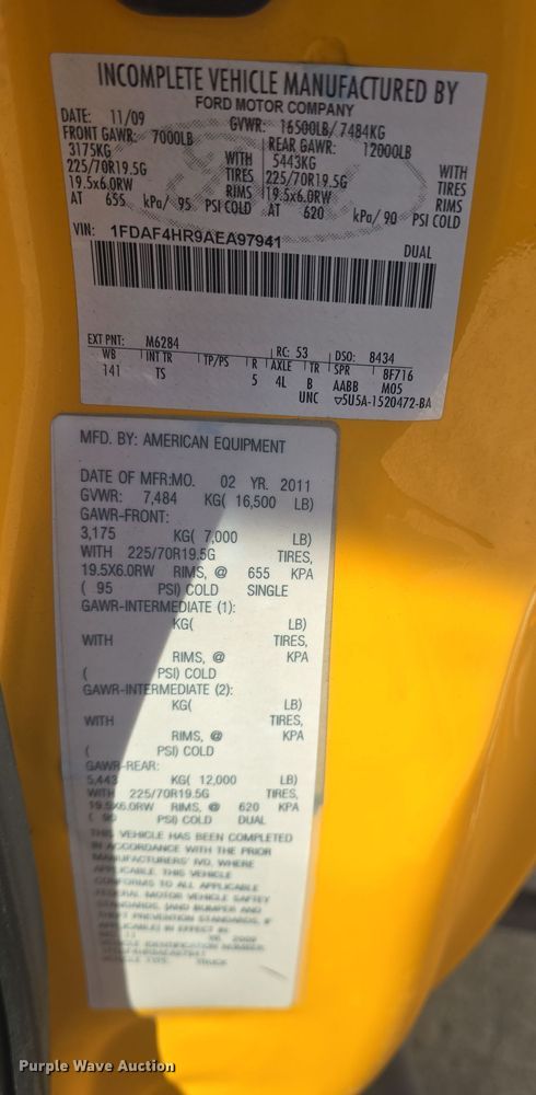 image for item DO7840 2010 Ford F450 Super Duty XL flatbed truck