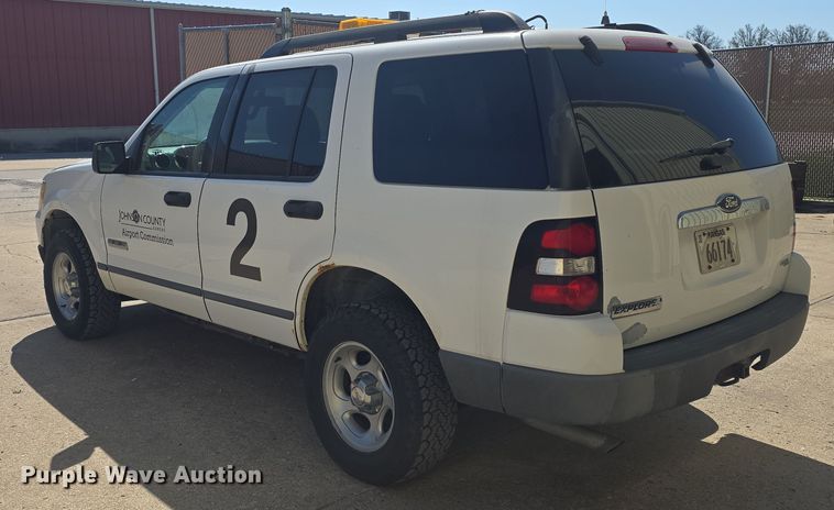 image for item DO7841 2006 Ford Explorer SUV