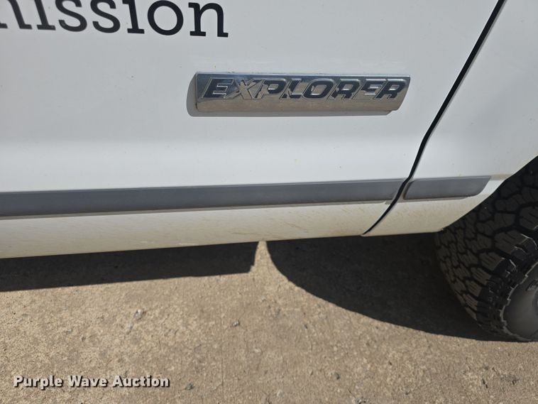 image for item DO7841 2006 Ford Explorer SUV