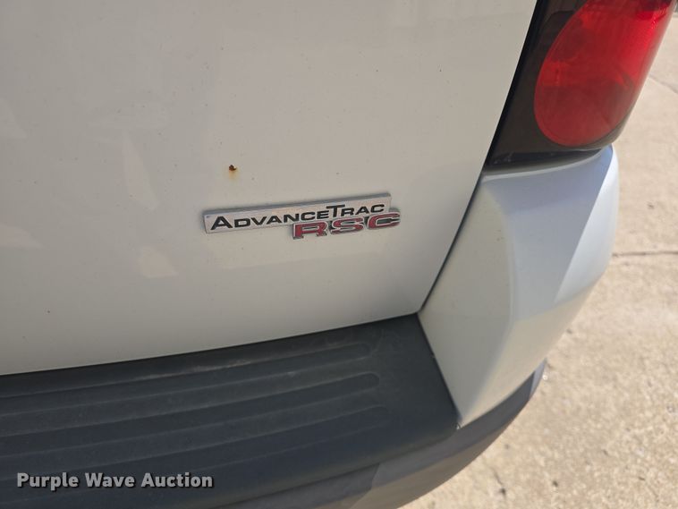 image for item DO7841 2006 Ford Explorer SUV