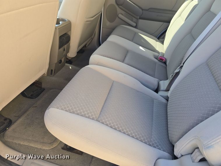 image for item DO7841 2006 Ford Explorer SUV